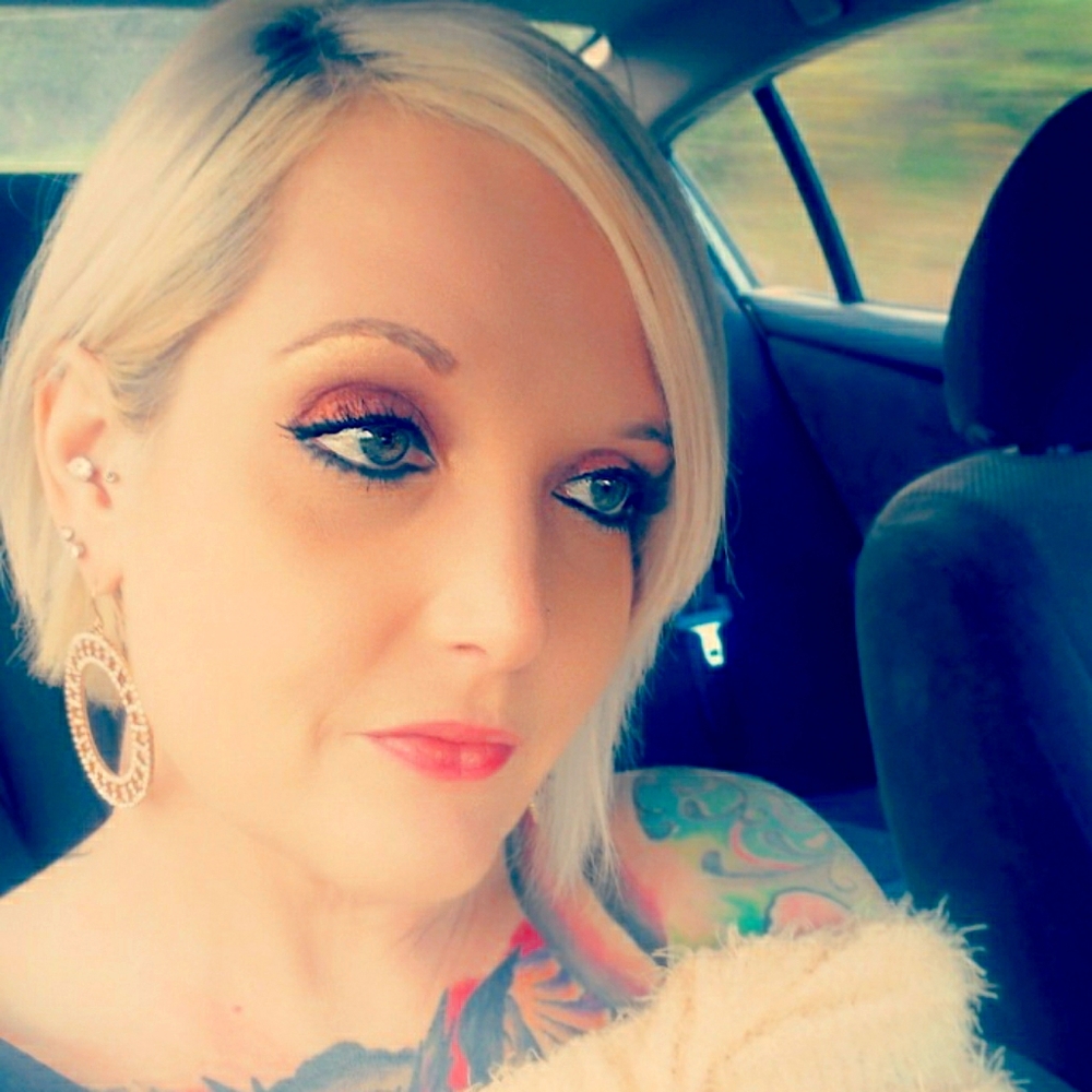 Meet your Posher, Dana